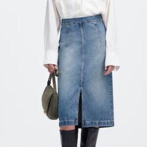 Madewell Denim Midi Pencil Skirt in Billings Wash